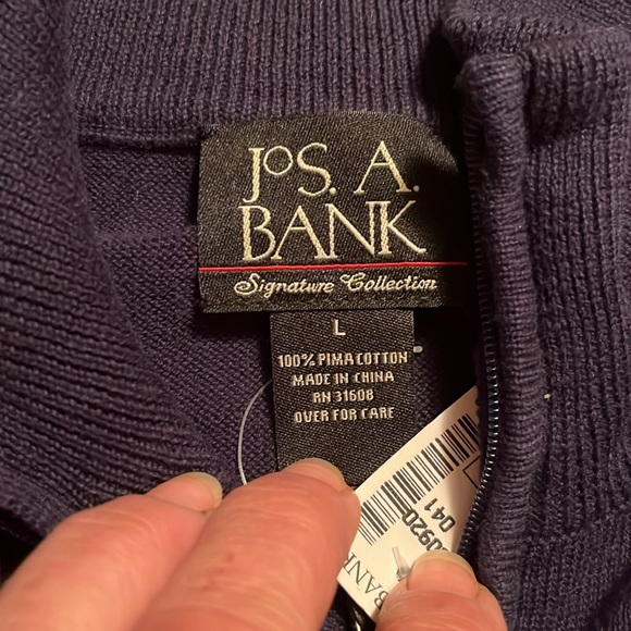 Jos A Bank Pima cotton sweater. Perfect weight for c spring - Picture 3 of 4